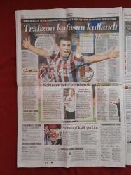 Cumhuriyet Gazetesi 4 Ekim 2010 Hedef Pozitif Muhalefet,AKP'den İmama Destek,Teröre Karşı Ortak Hareket,NATO Mayın Temizleyecek,Erbakan Yeniden Sahaya Çıktı,Kürtçe Kurslara Ayar,Çizgide Kırılma Yok,Trabzon Kafasını Kullandı,Schuster Zehir Zemberek,Sahada Yüksek Gerilim,Sofuoğlu Zirveye Çıktı,Oklar Hiddink'in Üzerinde,Bursa'ya Belediye Freni