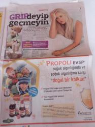 Hürriyet Kelebek Gazetesi - 3 Şubat 2012 - Hatice Özhan Ahmet Özhan Evlendiğimizden Beri Filiz Akbulut'la - Kötü Adam Musa Uzunlar Melek Oldu - Angelina Jolie - Simge Sağın - Demet Evgar - Emre Karayel - Kenan Doğulu