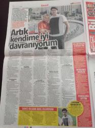 Hürriyet Kelebek Gazetesi - 18 Ekim 2015 - Merve Özbey Fotoğrafı- İzzet Çapa - Şebnem Ferah Amerika Yolcusu -  Cem Yılmaz Twitter'da Güldürmüyor- Yılmaz Güney Memduh Ün'ü Nerede Neden Tokatladı