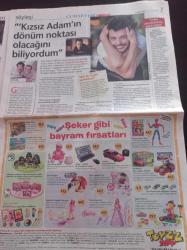 Milliyet Cumartesi Gazetesi - 12 Eylül 2009 - Hayrettin Karaoğuz Fotoğrafı - Kızsız Adam'ın Yıldızı Beyaz Perdede - İstanbul İçin Sanat Vakti - Alacakaranlık Oyuncularını Bir Türk Kızı Giyindiriyor Melis Kuriş