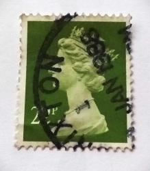 İNGİLİZ PULLARI KRALİÇE ELIZABETH 13 ADET