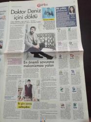 Cumhuriyet Cumartesi Gazetesi - 28 Kasım 2020 - Sayı 11 - Eleştirmenler Senaristler Oyuncular Ekran Yüzleri Seçti Her Bünyeye Dizi - Bir Başkadır Dizisi - Cansu Dere Fotoğrafı - İlk Görüşte Aşk - TÜRKONFED Başkanı Orhan Turan - Foça