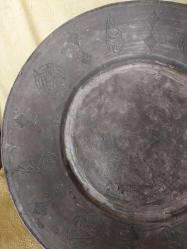 OSMANLI DÖNEMİ ERMENİ USTA İŞİ, YOĞUN SÜSLEMELİ, BÜYÜK BOY BAKIR PİLAVLIK.