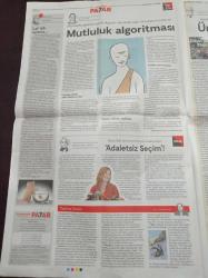 Cumhuriyet Pazar Gazetesi - 1 Nisan 2018 - Sayı 13 - Üç Kelebek Kendi Kozalarında - Bartu Küçükçağlayan - Üniversite Fikret'tir - Mekteb-i Sultani - Boğaziçi Üniversitesi - Güvercin Tedirginliği - Edebiyat Ve Kötülük - B Sınıfı Dövüş Filmi Misilleme - Taş Gibi Kim Wilde- Beyoğlu Attık Marjinal Arapların - Deniz Seki