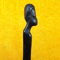 VINTAGE EL OYMA ABANOZ AĞACI , AFRİKALI KADIN BAŞI FİGÜRLÜ , HANÇER FORMLU ZARF AÇACAĞI