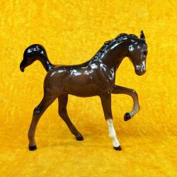 VINTAGE ROYAL DOULTON MADE IN ENGLAND DORU AT PORSELEN BİBLO , HÂLİYLE