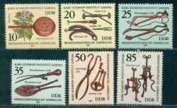 ALMANYA DDR 1981 TARİHİ TIP ALETLERİ MNH SERİ
