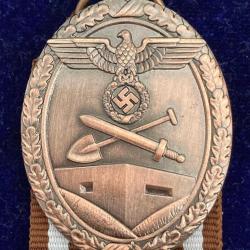 İKİNCİ DÜNYA SAVAŞI NAZİ ALMANYASI  MADALYA   WW2