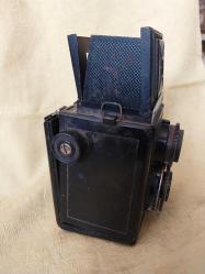 LUBITEL 2 KOMPAKT 35 mm. FİLMLİ ÇALIŞIR VAZİYETTE  FOTOĞRAF MAKİNESİ..İSTER DEKORLUK İSTER KULLANMALIK, SORUNSUZ..