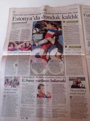 Cumhuriyet Gazetesi - 16 Ekim 2008 - Michel Platini'den İlginç Mektup - Büyük Ozan Fazıl Hüsnü Dağlarca'yı Yitirdik - Milli Takım Kaleciyi Geçemedi - İlhan Selçuk'tan Savcıya Dava - Engin Çeber Her Yerde Dövülmüş