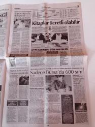Cumhuriyet Gazetesi - 16 Ekim 2021 - Mesut Özil - Trabzonspor Başkanı Ahmet Ağaoğlu - Kapadokya'da Renkli Maraton - Kemal Kılıçdaroğlu'ndan Merkez Bankası Ve Savcılık Hamleleri - Taliban Amerikan Otelinde - Kuş Türleri Tehdit Altında - Bedava Kitap Dönemi Bitiyor