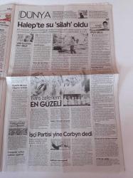 Cumhuriyet Gazetesi - 25 Eylül 2016 - Galatasaray'lı Taraftarlar Beşiktaş Maçına Dursun Özbek'le Birlikte Geldi - Cumartesi Annelerinin 600. Çığlığı - Laiklik Bildirisine Polis Dayağı - Ressam Elif Uras'ın Sergisi Açıldı - Türkiye'nin Çöp Krizi- 2 Milyon Halepli Susuz - Musa Anter