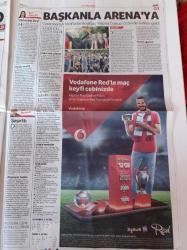 Cumhuriyet Gazetesi - 25 Eylül 2016 - Galatasaray'lı Taraftarlar Beşiktaş Maçına Dursun Özbek'le Birlikte Geldi - Cumartesi Annelerinin 600. Çığlığı - Laiklik Bildirisine Polis Dayağı - Ressam Elif Uras'ın Sergisi Açıldı - Türkiye'nin Çöp Krizi- 2 Milyon Halepli Susuz - Musa Anter