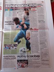 Cumhuriyet Gazetesi - 2 Kasım 2016 - Müthiş Eczacıbaşı - Tarık Akan - Halk Cumhuriyete Sahip Çıktı - Cumhuriyet Gazetesiyle Dayanışma - Tippi Hedren Alfred Hitchcock Beni Taciz Etti -- Roma Parkta İzinsiz Kazıyı Halk Durdurdu - Boğaziçi'nde İsyan