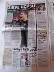 Cumhuriyet Gazetesi - 17 Nisan 2016 - FIBA'dan Kötü Haber - Galatasaray - İmam Hatip Liselerinden Canlı Bomba Çıkmaz - Ünlülerin Festivali Coachealla Müzik Festivali - Papa 12 Sığınmacıyı Vatikan'a Götürüyor - Savcı Mit'te Paralel Arıyor - Angela Merkel