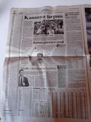 Cumhuriyet Gazetesi - 28 Eylül 2011 - Filenin Sultanları Çeyrek Finalde - Femen'in Hedefi Platini - James Bond İstanbul'da - Hasdal Doldu Taştı: TÜSİAD - Tahran'dan Ankara'ya Suçlama - Recep Tayyip Erdoğan