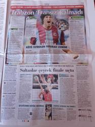 Cumhuriyet Gazetesi - 28 Eylül 2011 - Filenin Sultanları Çeyrek Finalde - Femen'in Hedefi Platini - James Bond İstanbul'da - Hasdal Doldu Taştı: TÜSİAD - Tahran'dan Ankara'ya Suçlama - Recep Tayyip Erdoğan