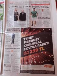 Cumhuriyet Gazetesi - 17 Ekim 2012 - Potada Fenerbahçe Galatasaray Derbisi -  Abdullah Avcı Avlandı - Hollanda Kunsthal Müzesinde Büyük Soygun - Bin Ladin Yöntemi - Uludere Faili Meçhul - Fazıl Say'a Alevilerden Destek - İktisatçı Tevfik Çavdar'ı Kaybettik