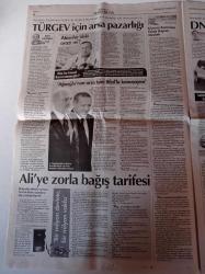 Cumhuriyet Gazetesi - 15 Eylül 2014 - Bahri Savcı 100 Yaşında- Şenes Erzik'in Saati Şaştı - Lady Gaga İstanbul'da - İkran Gibi Fosil -  Bugün Hrant Dink'in Doğum Günü - Trabzon Tayyip Erdoğan Stadına Karşı Ayakta