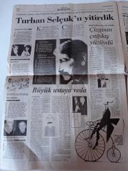 Cumhuriyet Gazetesi - 12 Mart 2010 - Fenerbahçe Voleybol Takımı Tarih Yazdı - Recep Tayyip Erdoğan Deprem Bölgesinde - ABD Dışişleri Bakanı Hillary Clinton - Turhan Selçuk'u Yitirdik - Komutanlar Poyrazköy'de - Mandela Ve Atatürk