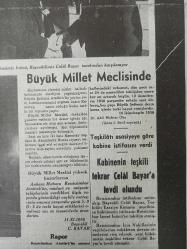 Tıpkı Basım - Dev Boy Fotokopi Kağıdında - Ulus Gazetesi - Newspaper - 11 Sonteşrin 1938 - 11 Kasım 1938 - 11 November 1938 - Büyük millet meclisinde tarihî toplantı - Mebuslar Atatürk için 5 dakika sükut ettiler, bu müddet zarfında sade hıçkırık işitiliyordu - İsmet İnönü ittifakla ve alkışlarla Cumhurreisi seçildi - Büyük millet meclisinde - Sayın İnönü'nün nutuklarını  söylüyorlar - Kabinenin teşkili tekrar Celâl Bayar'a tevdi olundu -