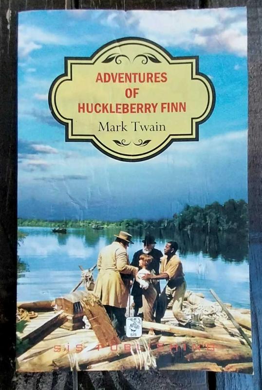ADVENTURES OF HUCKLEBERRY FINN