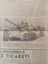 Orijinal Cumhuriyet Gazetesi - Newspaper - 29 Ekim 1949 - 29 November 1949 - Büyük Bayramımız Kutlu Olsun - Türkiye'ye Yeni Askerî Yardım - Halk, Bayramı Heyecan ve Sevinç içinde kutluyor - Feci Uçak Kazası - Atom bombası inhisarının Sonu - Kaçak İnşaat - Istanbul sergisi kapanıyor - Dünyanın En Garip Vergileri - Rüya Tabirleri - Cumhuriyeti ilan eden meclis - Cumhuriyet devrinde yapılan hamleler - Cumhuriyet devrinde yapılanlar ve yapılamayanlar - Atatürk'ten Vecizeler - 26 yıldır başaramadığımız iş deniz ticareti - Kemal Sünnetçioğlu -