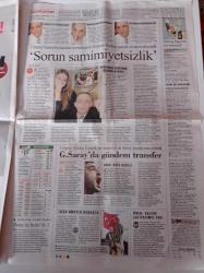 Cumhuriyet Gazetesi - 27 Aralık 2009 - Erman Kunter - Cemal Nalga Olayı - Alex De Souza - Lefter Küçükandonyadis - Ankara'da Sürpriz Zirve - İlker Başbuğ - Recep Tayyip Erdoğan - Gece Yarısı Ergenekon Tahliyesi - Tiyatromuzda Bir Devir Kapandı - Cüneyt Gökçer