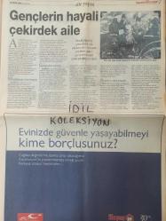 Orijinal Sabah Gazetesi - Newspaper - 29 Ekim 2003 - 29 October 2003  - Yaşasın Cumhuriyet - Tebaa'dan Yurttaş'a - Türk insanı' hakkını arıyor - Özgürlük için sınırsız adalet - Kimliğin çatısı Anayasa - Aile 50 yıldır göçüyor - Gençlerin hayalî çekirdek aile - Milliyetciye resmi kimlik - Kuruştan 20 milyona - Kadının soyadı var - Yarım Kalan eğitim - Cumhuriyetin hoş sesleri - Cumhuriyetin 80.yılı - Hayatımızı renklerdirdin -
