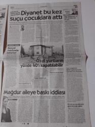 Cumhuriyet Gazetesi - 2 Mart 2017 - Aziz Yıldırım Ufukta Kongre Yok - Obama Çifti Para Basıyor - Renklerin Ve Kültürlerin Kesiştiği Ülke Fas - Avrupa Birliği'ne  Akıllı Sınır - Kürdistan Bayrağı Krizi Tırmanıyor - 70 Yaşında Bir Genç İyi Ki Doğdun Deniz Gezmiş - Zülfü Livaneli