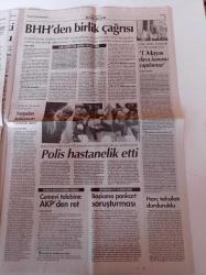 Cumhuriyet Gazetesi - 7 Şubat 2015 - Telefonda Basket Kavgası - Ergin Ataman - Fenerbahçe Trabzonspor Maçı - Angelina Jolie - AYM Üzerinde Recep Tayyip Erdoğan Gölgesi - TÜSİAD'dan Merkez Uyarısı Önemli Olan Bağımsızlık - Birleşik Haziran Hareketi - 17 Aralık'ın Hakimine Ödül