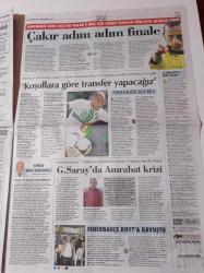 Cumhuriyet Gazetesi - 21 Haziran 2012 - Hakem Cüneyt Çakır Adım Adım Finale - Fenerbahçe Dirk Kuyt'a Kavuştu - Johnny Depp Artık Özgür - Şili'de Jennifer Lopez Şov - İlhan Selçuk Anıldı - Türkiye Şehitlerini Uğurladı - Diyanet Rekora Koşuyor - Faulkner - Darbe Bahane Gezi Şahane