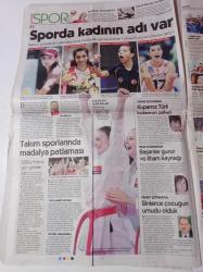 Cumhuriyet Gazetesi - 8 Nisan 2015 - Erman Toroğlu - Can Çobanoğlu - Takım Sporlarında Madalya Patlaması - Masatenisi - Hakan Çalhanoğlu - New York'a Korsan Casus Büstü Diktiler - Yapay Penis Haftada Bir Kere Çalışıyormuş- Ülfet Ertel Yaşamını Yitirdi - Haydi Çocuklar Meclis'e - Hüda Kaya - Ümit Özdağ