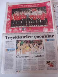 Cumhuriyet Gazetesi - 13 Eylül 2010 - 12 Dev Adam Dünya İkincisi- Semih Erden- Arda Turan Alex De Souza Dostluğu - Kapadokya'da Turist Bayramı - Sineği Bile Hisseden Yapay Cilt - 2010 Anayasa Referandum Sonuçları - Sandıktan Evet Çıktı - TÜSİAD Birleştiren Anayasa Çağrısı