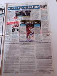 Cumhuriyet Gazetesi - 20 Şubat 2015 - Galatasaray Başkanı Duygun Yarsuvat' Kadıköy'e Gitmek İstiyorum - Trabzonspor Avrupa'da Dağıldı - Feyenordlular Romayı Yaktı - Aldatma Rekoru Tayland'ın- Dirençli Bakteri Öldürdü - Bin Yıllık Batık Hazine - Mit'te 4 Kişilik Tezgah - Etekli Kızlara Taciz Tehdidi - Süleyman Şah'a Kıskaç