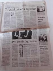 Cumhuriyet Gazetesi - 23 Aralık 2009 - Cüneyt Çakır Avrupa'da Kategori Atladı - Fenerbahçe Kaptanı Alex De Souza - Dinazor'da Söz Belediyede -Su Manifestosu İçin Geri Sayım - Yeni Parti Genel Başkanı Tuncay Özkan - Türkan Saylan'ın Adını Sildirmek İstiyorlar - Cemevleri İbadet Yeri