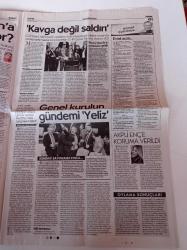 Cumhuriyet Gazetesi - 21 Ocak 2017 - FETÖ'den Aziz Yıldırım İçin Suikast Planı - Podolski - Lambada'nın Sesi Veda Etti- Terör Korkusu Truva'yı Da Vurdu - Palmira'nın Gözyaşları Dinmiyor - Dur Kalk Şampiyonu İstanbul- Trump Protestolarla Göreve Başladı- Dayakçı Vekile Koruma Verildi