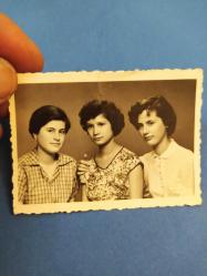 KRT107-----STÜDYO FOTOĞRAFI GENÇ HANIMLAR