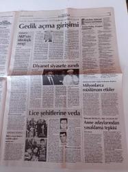 Cumhuriyet Gazetesi - 6 Haziran 2012 - Çevre Ve Şehircilik Bakanı Erdoğan Bayraktar 3. Köprünün Zararları Var Ama Elzem - Kaz Dağları Mutlaka Korunmalı - Alman Yeşiller Partisi Eşbaşkanı Cem Özdemir - Mecliste Yeni Kriz - Laiklik İlkesinde He Gün Bir Gedik