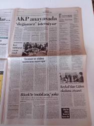 Cumhuriyet Gazetesi - 15 Mart 2013 - Potada Yüzde Yüz Efes - Yıldırım Demirören'den Kartal'a Dava - Aziz Yıldırım'a 21 Gün Ceza - Tanrı Parçacığı Bulundu Gibi - AKP Anayasanın Değiştirilemez Maddeleri İçin Öneri Hazırlığında - Emniyet Ve Mit Herkesi İzliyorlar