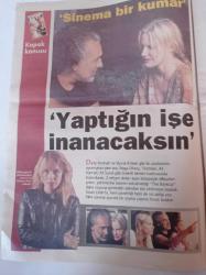 Hürriyet Keyif Gazetesi - 4 Ağustos 2002 - Yeşil Yol Filmi - Çiçek Abbas Filmi - İlyas Salman - Şener Şen - Yüzüklerin Efendisinin DVD'si Çıkıyor - Jennifer Lopez -Sinan Çetin'in Son Filmi The Banka - Ahmet Kaya - Angelina Jolie - Büyük İskender Rekabeti