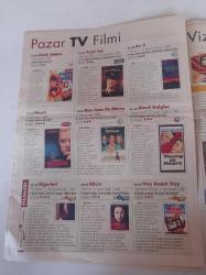Hürriyet Keyif Gazetesi - 4 Ağustos 2002 - Yeşil Yol Filmi - Çiçek Abbas Filmi - İlyas Salman - Şener Şen - Yüzüklerin Efendisinin DVD'si Çıkıyor - Jennifer Lopez -Sinan Çetin'in Son Filmi The Banka - Ahmet Kaya - Angelina Jolie - Büyük İskender Rekabeti