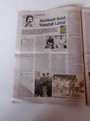 Cumhuriyet Kitap Gazetesi - 25 Kasım 2010 - Sayı 1084 - Marc Crick Kafka'nın Çorbası - Ahmet Büke Kumrunun Gördüğü - Ahmet Ada Paçalı Bulut - Heidegger Varlığın Çobanı - Peter Brook - Abdulkadir Bulut Kasabalı Lorca