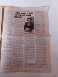 Cumhuriyet Kitap Gazetesi - 9 Mayıs 1996 - Sayı 325 - Başkaldıran Yazar Witold Gombrowicz Fotoğrafı - Bulmacamız İlker Mumcuoğlu İle Kitaplar Üzerine - Cemil Kavukçu İle Uzak Noktalara Doğru Üzerine - Hüseyin Peker  Romanı Yazıcı Ya Da Bir Yol Romanı - Video Sanatı