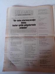 Cumhuriyet Kitap Gazetesi - 9 Mayıs 1996 - Sayı 325 - Başkaldıran Yazar Witold Gombrowicz Fotoğrafı - Bulmacamız İlker Mumcuoğlu İle Kitaplar Üzerine - Cemil Kavukçu İle Uzak Noktalara Doğru Üzerine - Hüseyin Peker  Romanı Yazıcı Ya Da Bir Yol Romanı - Video Sanatı