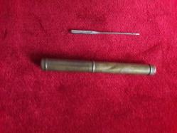 Osmanlı Dönem İğnedanlık, Pirinç İğnedanlık, Nadir Çıkan Koleksiyonluk İğneleri ile Beraber İğnedanlık..