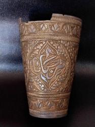 OSMANLI DÖNEMİ ORİJİNAL HİCAZ İŞİ ZEMZEM,  ŞERBET BARDAĞI..ALTIN VERMEY SIVAMA, AĞIZ KISMINDA ZAMANIN YORGUNLUĞU İLE KIRIK/EKSİK VAR, KOLEKSIYON DEĞERİ YUKSEK, NADİR BİR ÜRÜNDÜR..