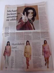 Cumhuriyet Pazar Gazetesi - 3 Temmuz 2005 - Sayı 1006 -  Engin Günaydın O Hikayedeki Mal Benim - Uzaylıları Neden Seviyoruz - İnkılap Müzesi Nasıl Yapılacak -Michael Jackson Fotoğrafı - Hedonist Klitorisin Sesine Kulak Ver - Dünya Mimarlık Kongresi - Kazım Koyuncu - Bu Ölümler Tesadüf Değil