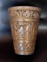 OSMANLI DÖNEMİ ORİJİNAL HİCAZ İŞİ ZEMZEM,  ŞERBET BARDAĞI..ALTIN VERMEY SIVAMA EL  İŞÇİLİĞİNİN ZİRVESİ, GÖRSELİ ÇOK GÜZEL, KOLEKSIYON DEĞERİ YÜKSEK, NADİR BİR ÜRÜNDÜR..