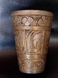 OSMANLI DÖNEMİ ORİJİNAL HİCAZ İŞİ ZEMZEM,  ŞERBET BARDAĞI..ALTIN VERMEY SIVAMA EL  İŞÇİLİĞİNİN ZİRVESİ, GÖRSELİ ÇOK GÜZEL, KOLEKSIYON DEĞERİ YÜKSEK, NADİR BİR ÜRÜNDÜR..